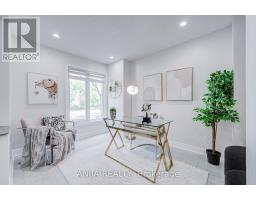 Dining room - 25 Galleria Parkway, Markham, ON L3T0A4 Photo 6