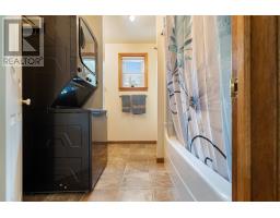 1781 Montreal Road, Rocklin, NS B0K2A0 Photo 35