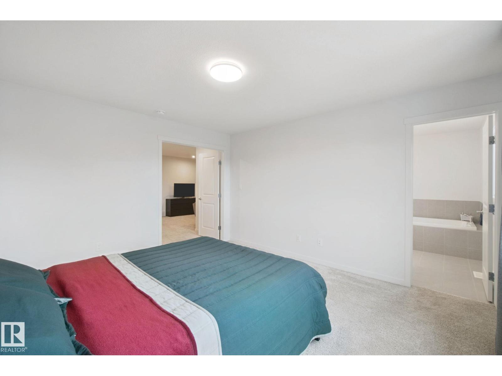 28 ROSEWOOD WY - 38