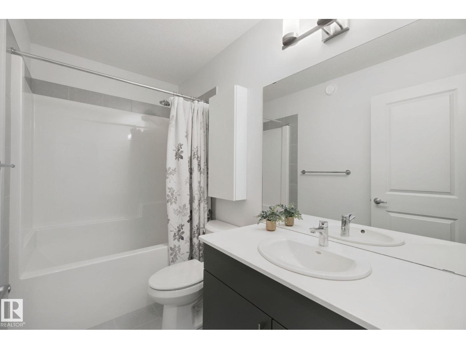 28 ROSEWOOD WY - 53