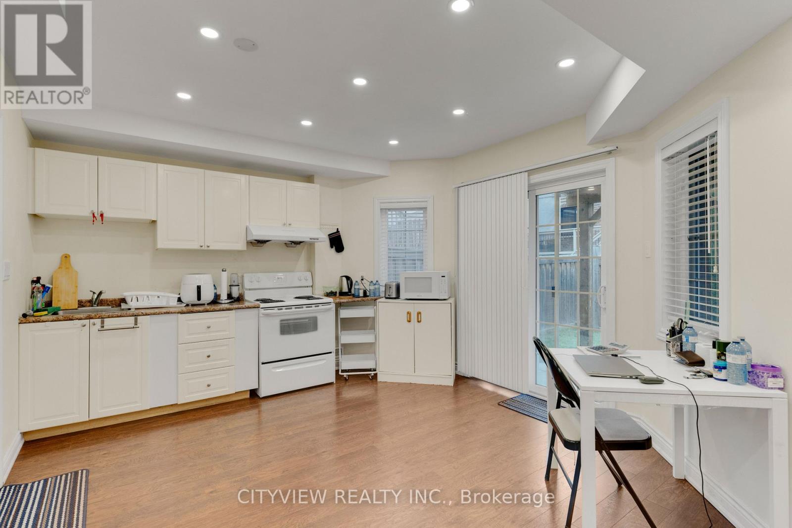 569 MILLER WAY - 37