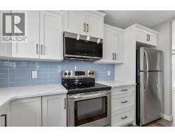 Bedroom - 354096 48 Street E, Okotoks, AB T1S1A7 Photo 8