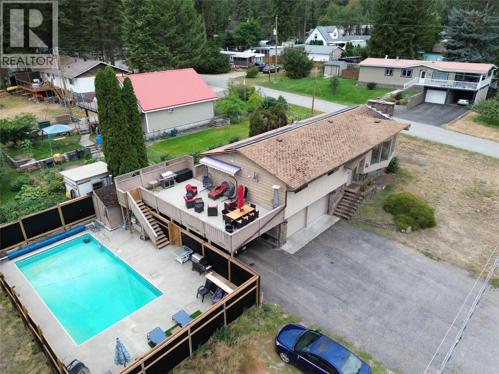 93 Holmes Road - 2