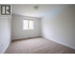 8 Sophie Court, Grimsby, ON L3M5L6 Photo 33