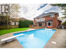 8 Sophie Court, Grimsby, ON L3M5L6 Photo 42