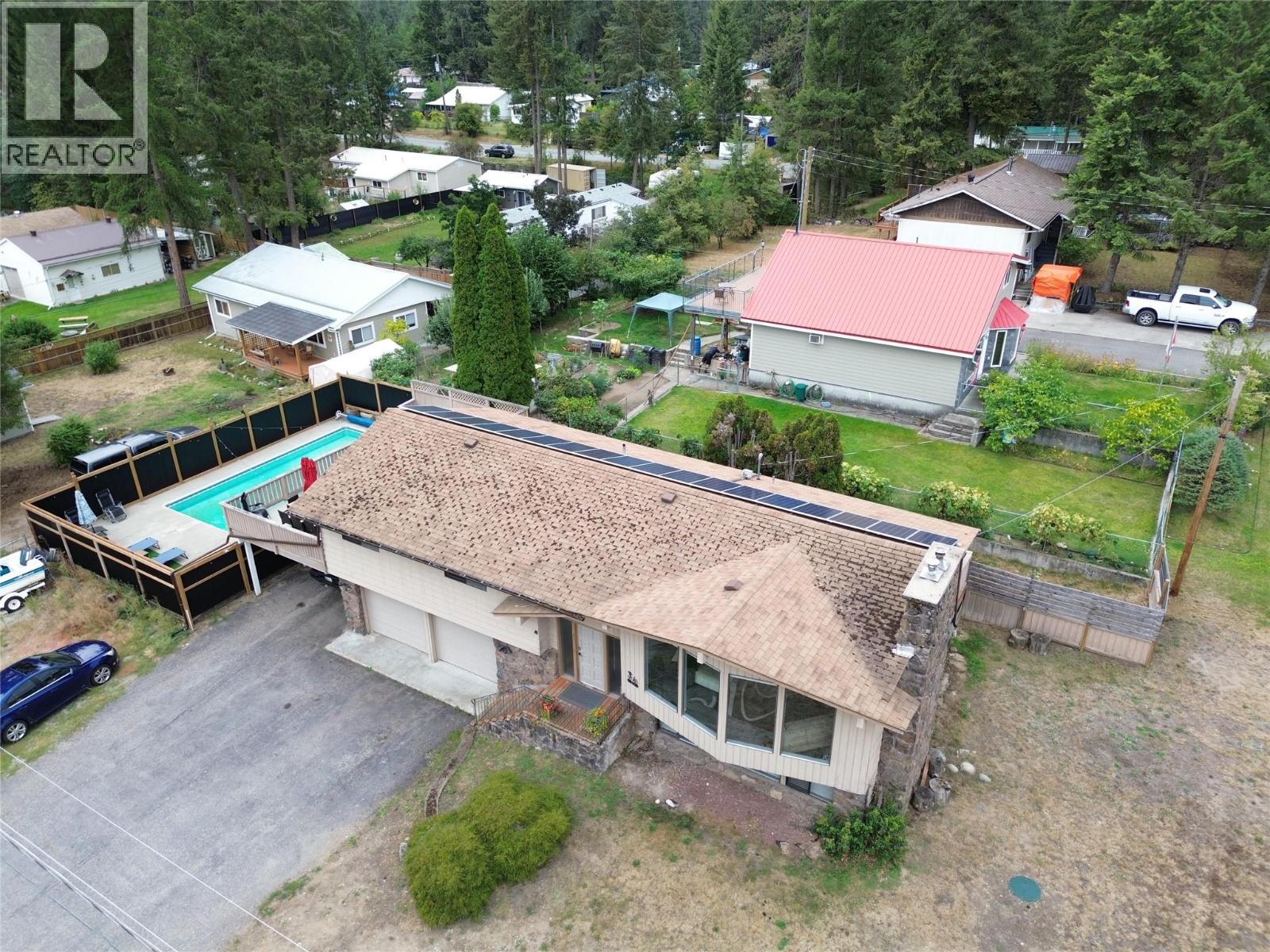 93 Holmes Road - 39