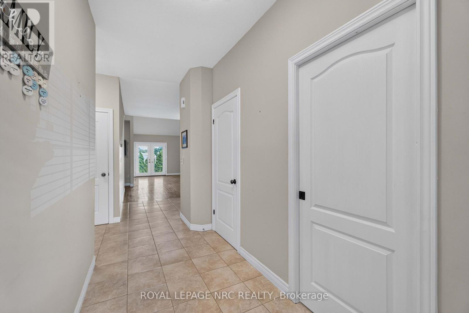 82 MAPLE STREET, Port Colborne (Sugarloaf) — photo 5