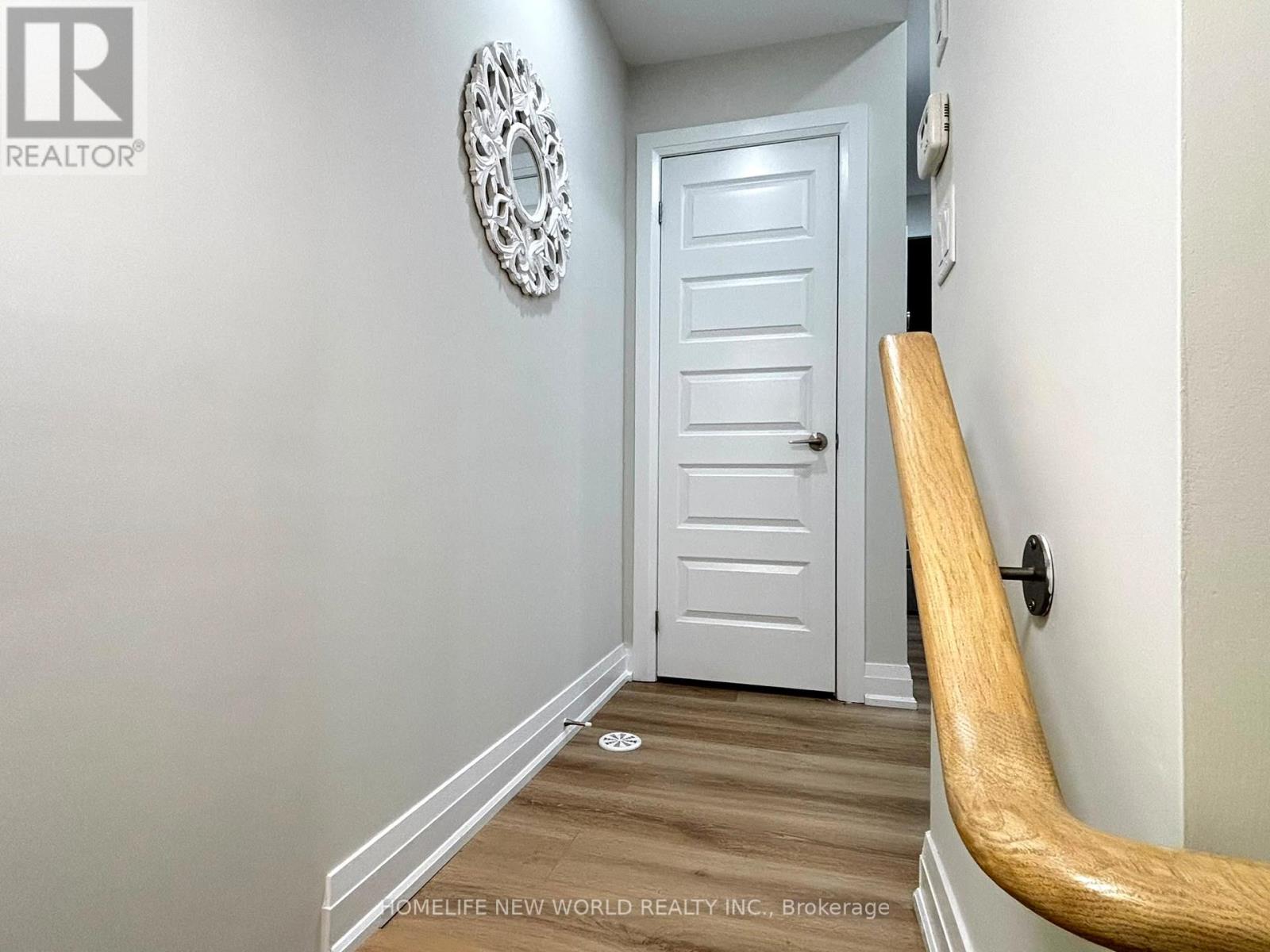 #45 19 ELDORA AVENUE - 18