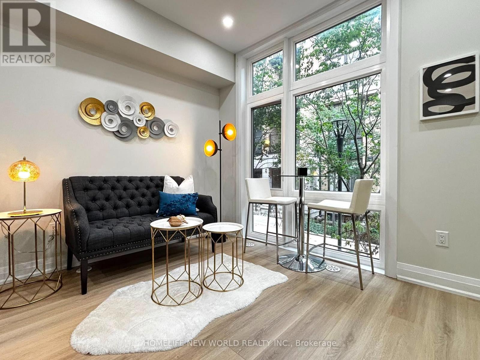 #45 19 Eldora Avenue, Toronto (Newtonbrook West), Ontario, M2M1R3, Toronto (Newtonbrook West), Ontario — photo 5 of 5