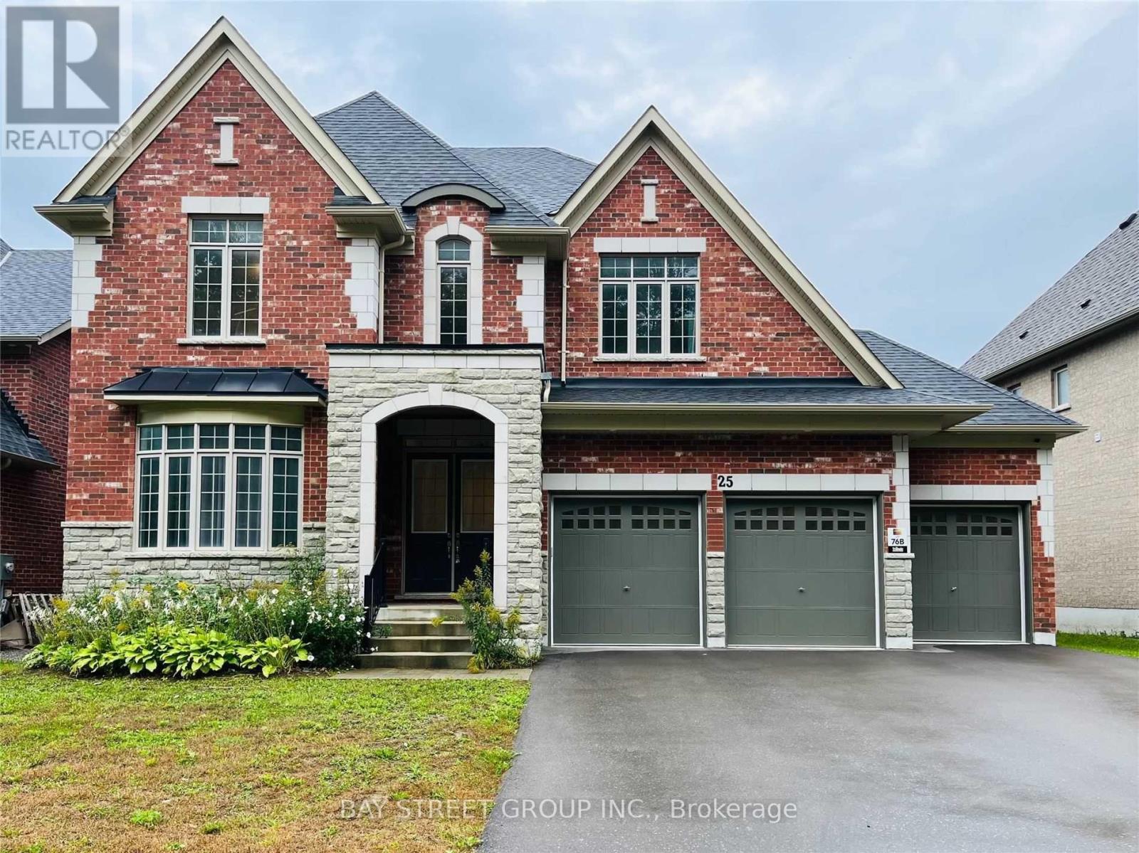 25 MCISAAC DRIVE, Springwater (Centre Vespra)