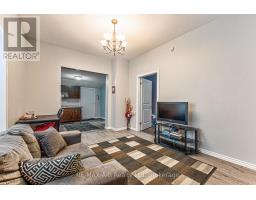 Primary Bedroom - 40 Douro Street, Stratford, ON N5A3R3 Photo 10