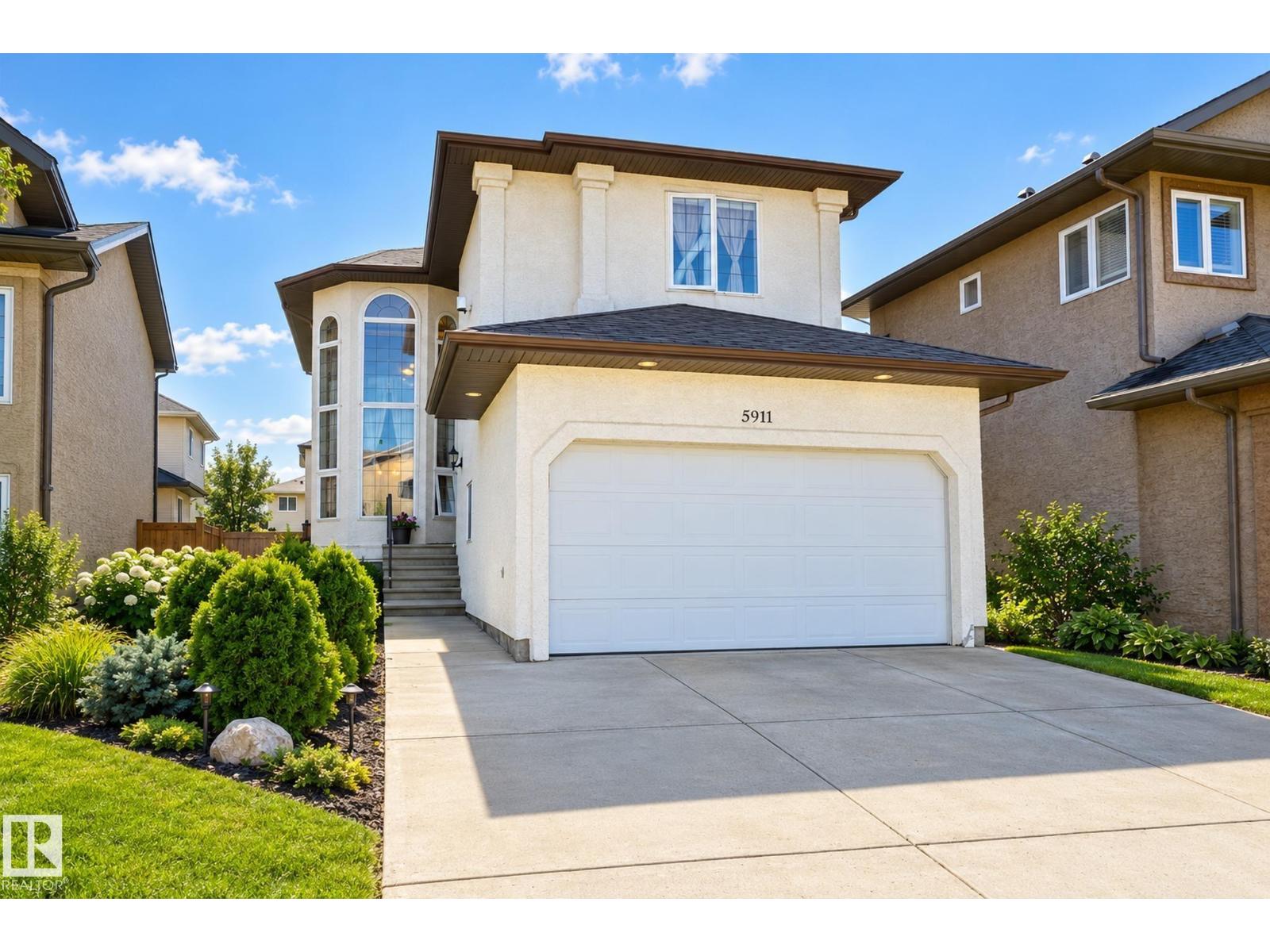 5911 166 AV NW, Edmonton, Alberta, T5Y0J2, Edmonton, Alberta — photo 1 of 5