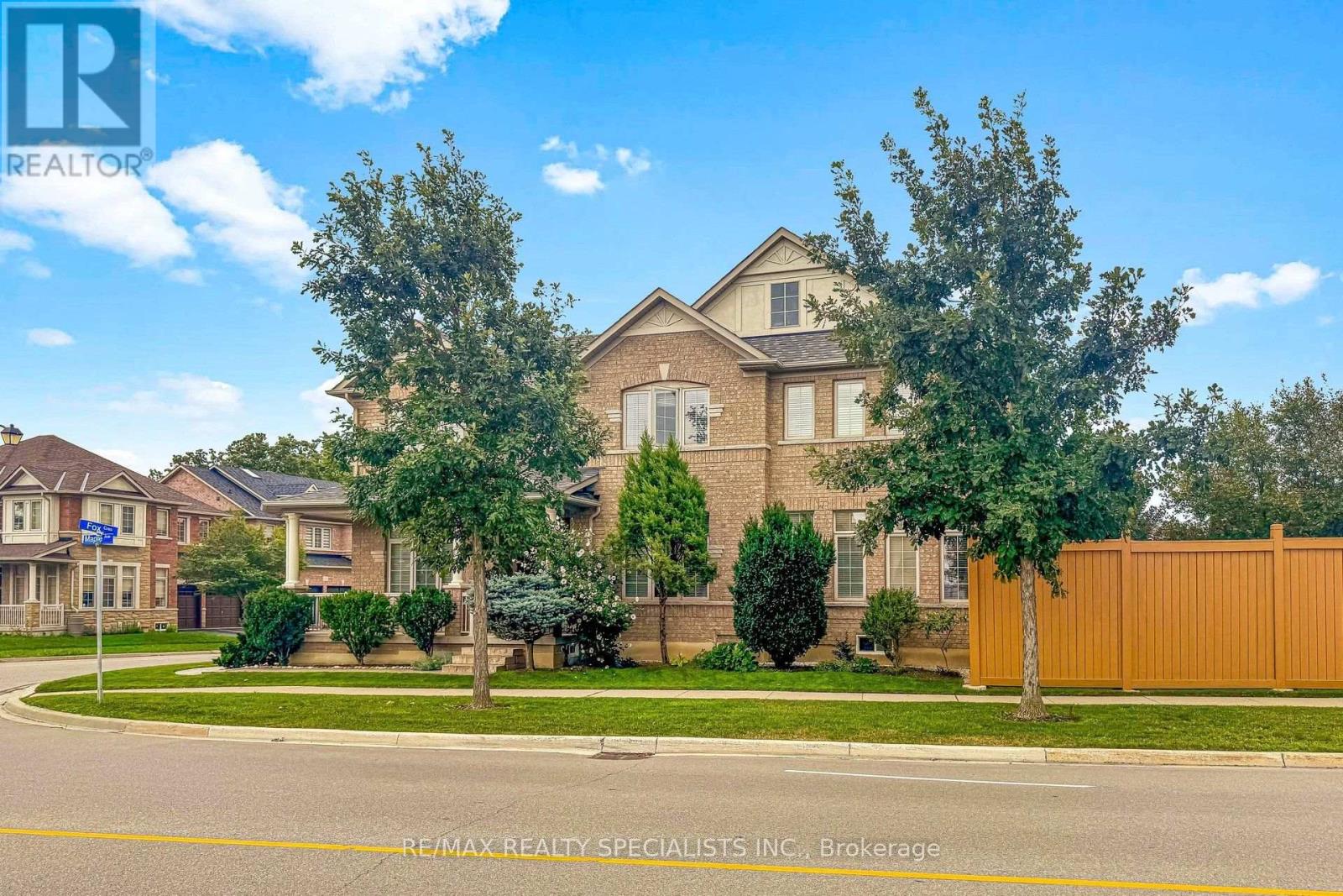 1239 FOX CRESCENT - 45