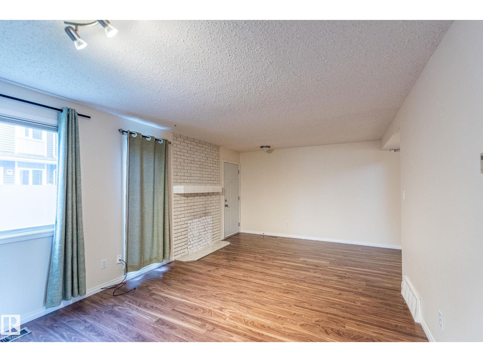 #4 3221 119 ST NW - 14