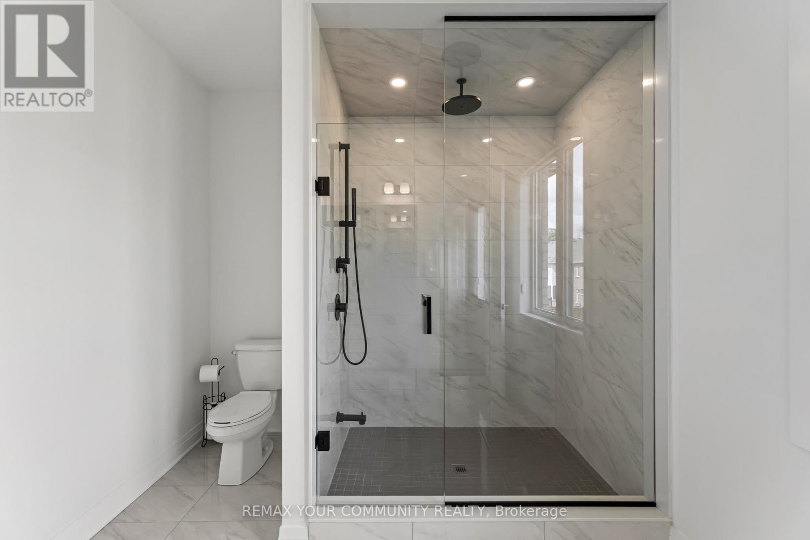 614 NEWLOVE STREET - Image 37