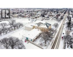 500 Coteau Street W, Moose Jaw, SK S6H5E4 Photo 15