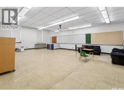 500 Coteau Street W, Moose Jaw, SK S6H5E4 Photo 30