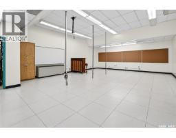 500 Coteau Street W, Moose Jaw, SK S6H5E4 Photo 35