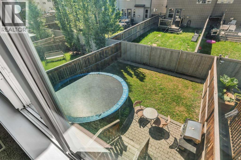 149 Luxstone Way SW - 24
