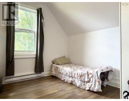 22 Chamberlain Street, Amherst, NS B4H1J8 Photo 48