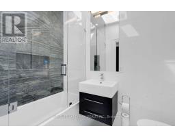 Upper - 58 Carrick Avenue, Toronto, ON M6N3J5 Photo 18