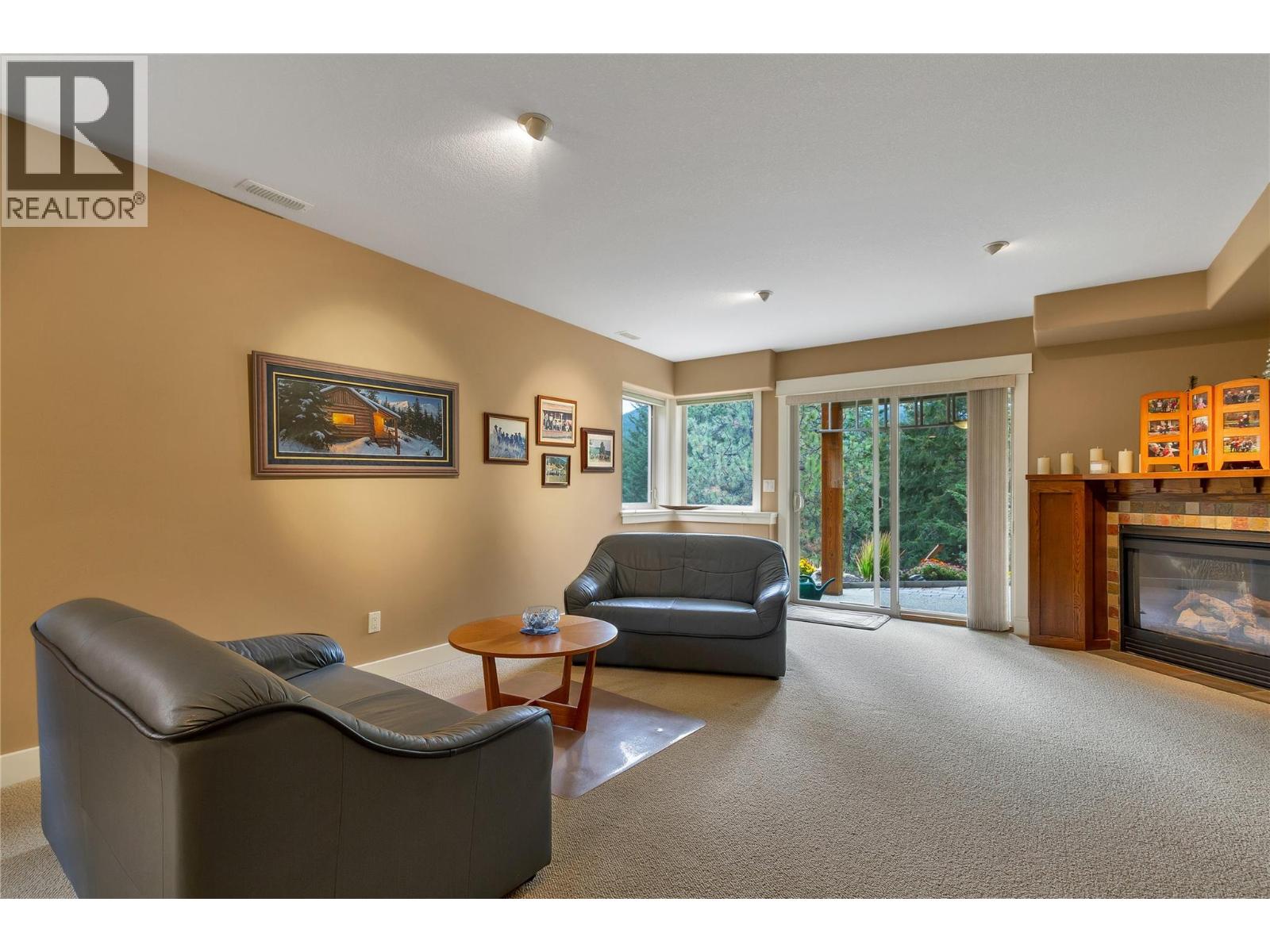 #2 6932 Manning Place - 43