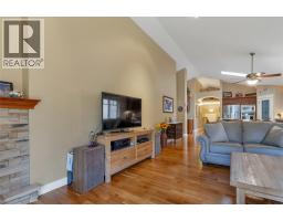 Dining room - 6932 Manning Place Unit# 2, Vernon, BC V1B2Y5 Photo 16