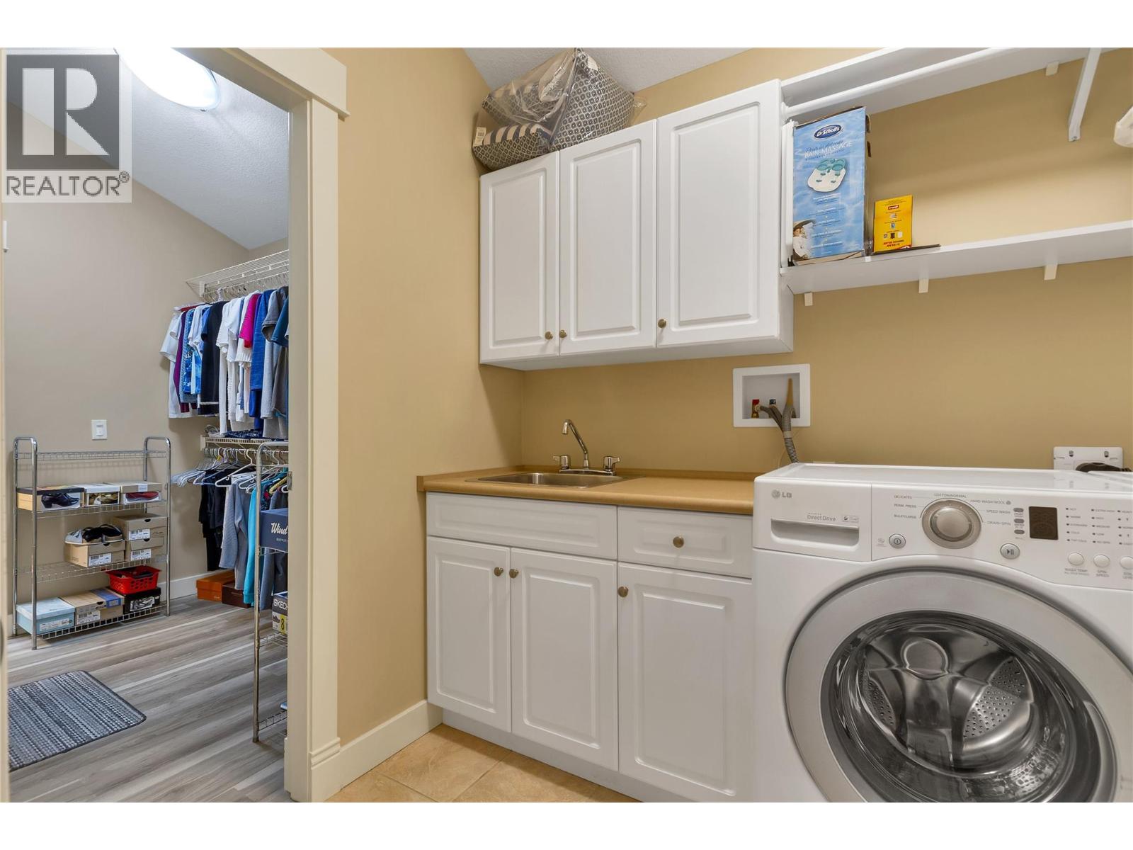#2 6932 Manning Place - 34