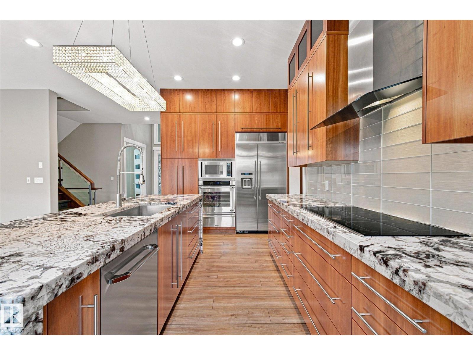10637 128 ST NW - 14