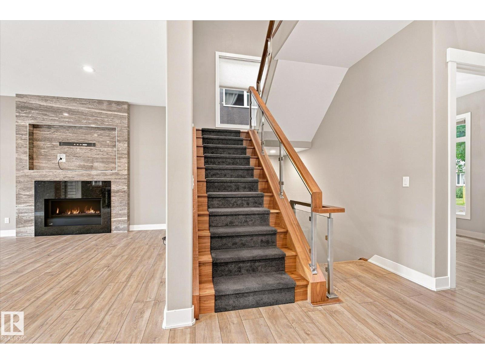 10637 128 ST NW - 23