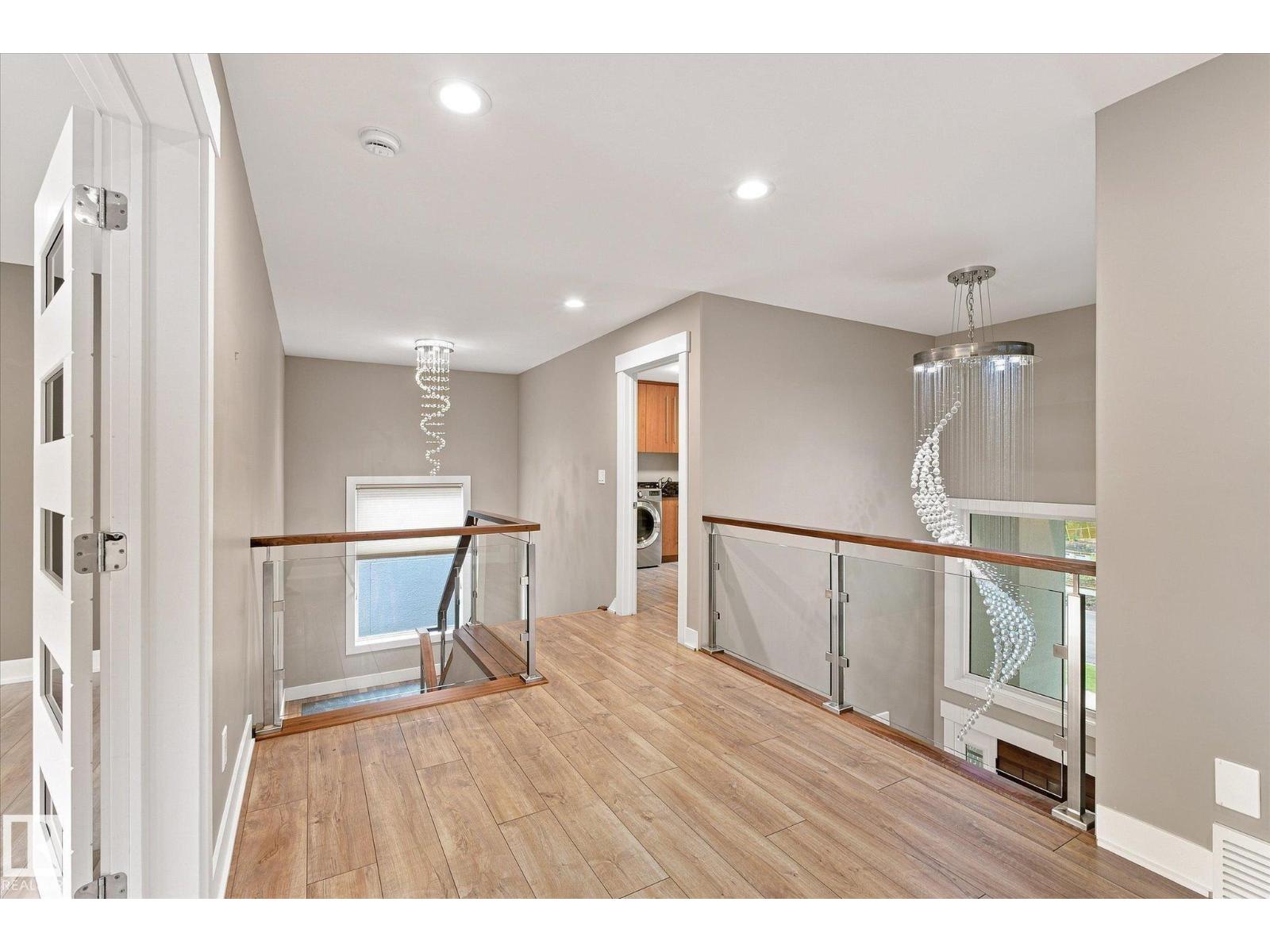 10637 128 ST NW - 24
