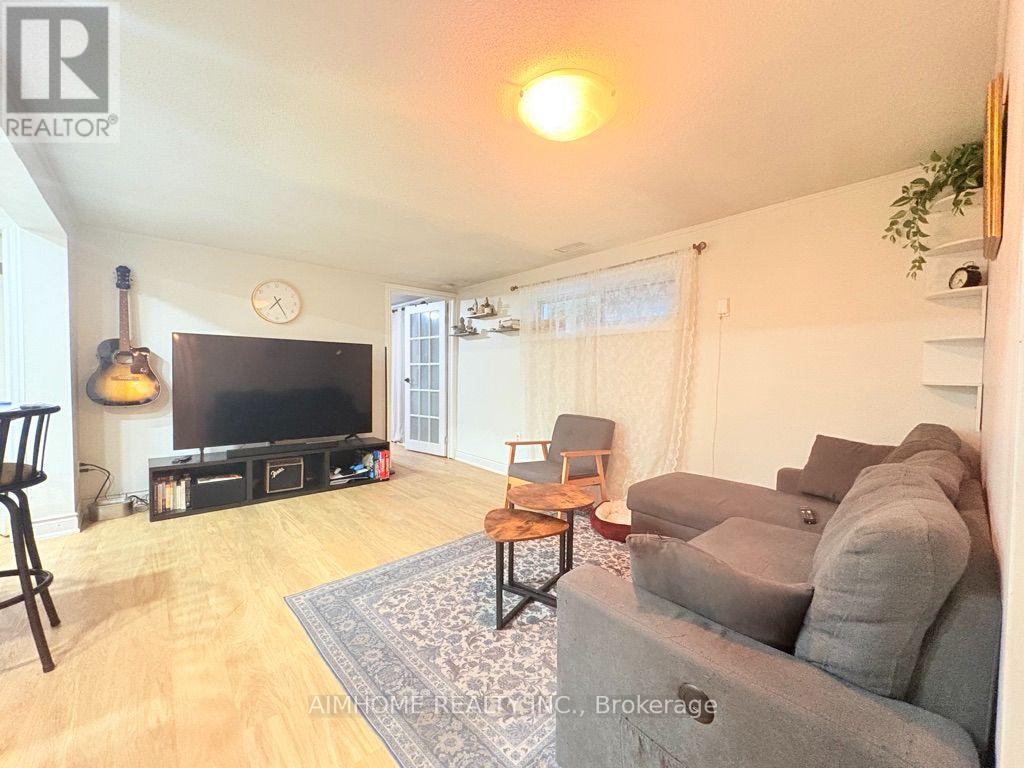 #Lower 88 Apache Trail, Toronto (Pleasant View), Ontario, M2H2H9, Toronto (Pleasant View), Ontario — photo 4 of 5