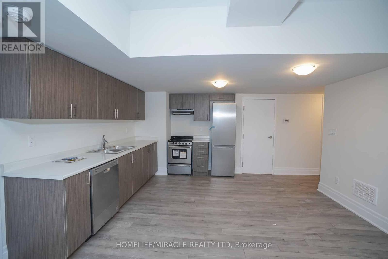 LOWER - 31 PRUDHOE TERRACE, Barrie (Innis-Shore) — photo 9