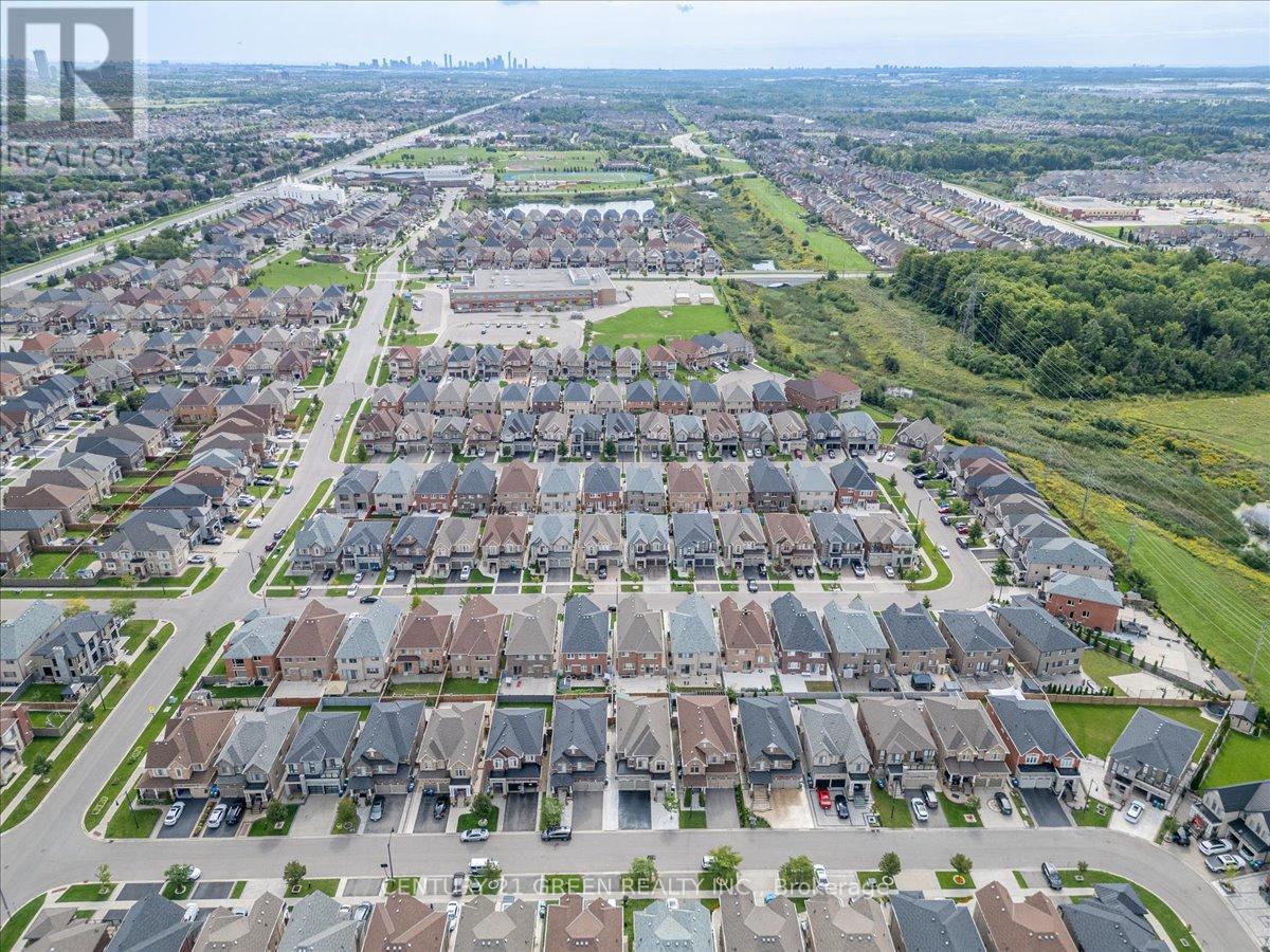 16 GRENDON CRESCENT - 50