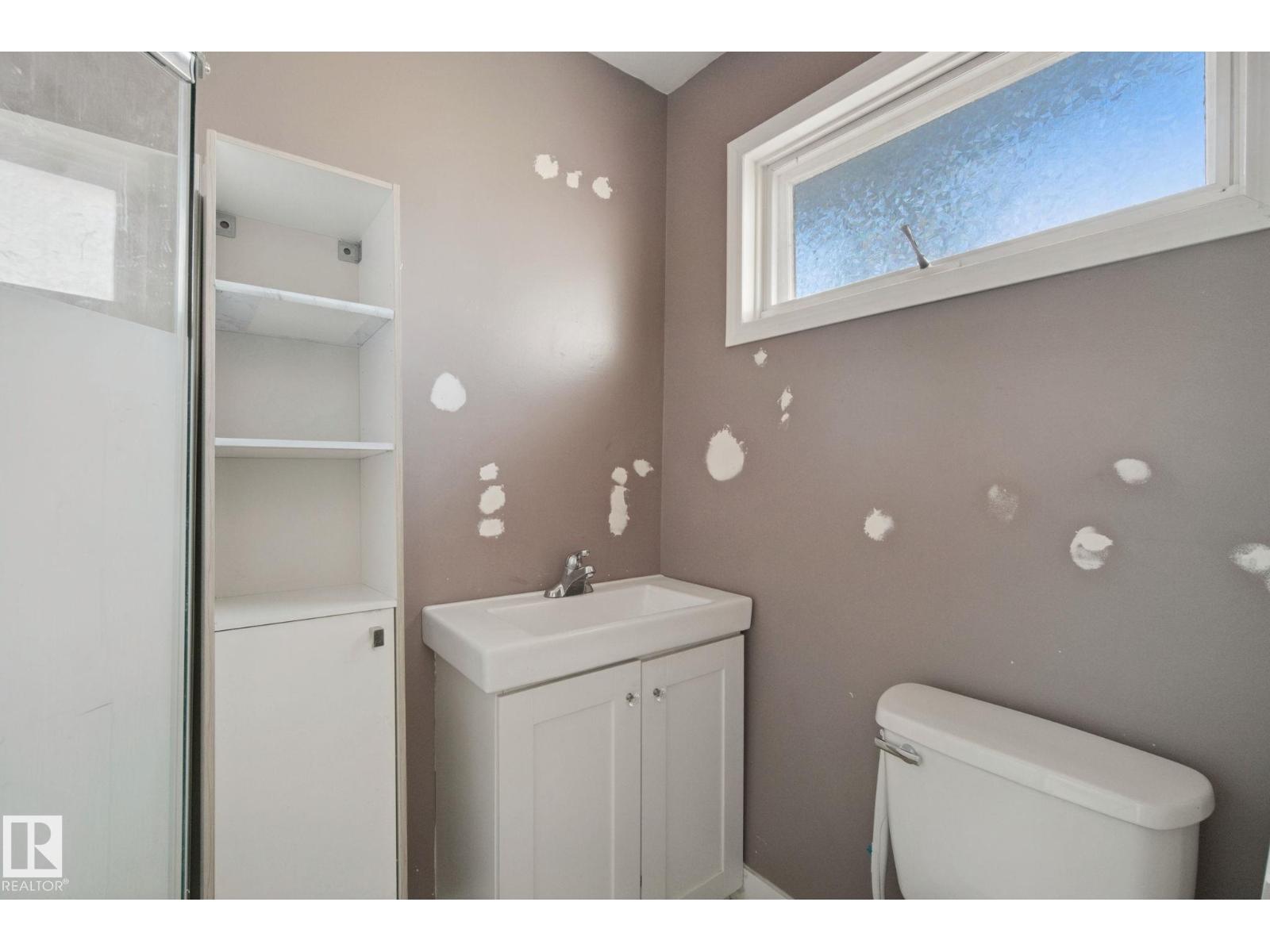5928 11 AV NW - 31