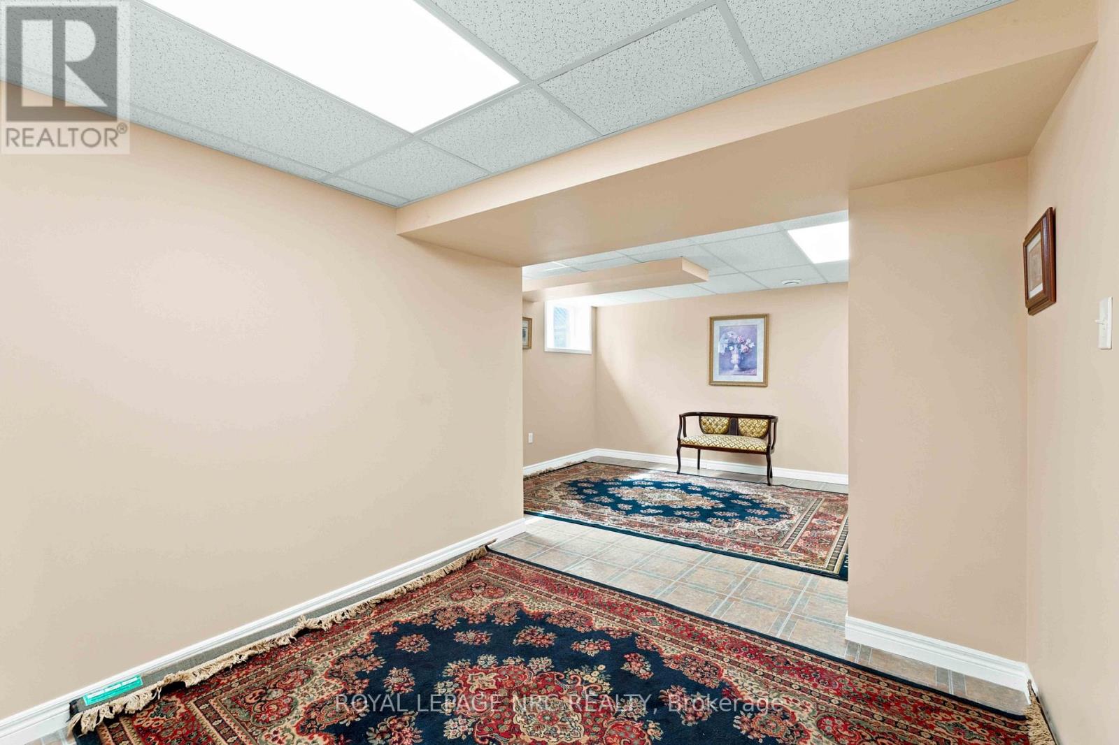 5130 ST. GEORGE'S DRIVE - 32
