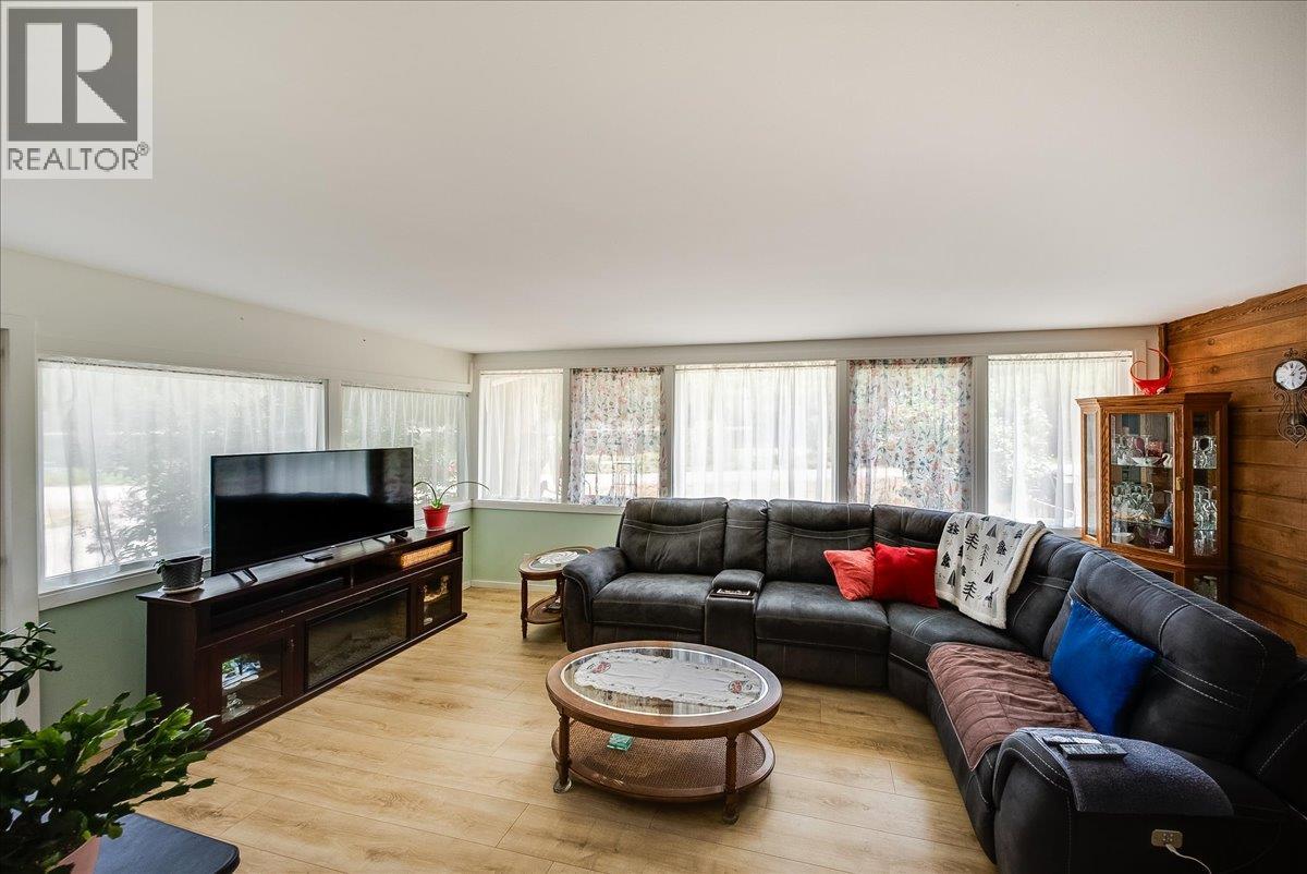 #53 500 16th Avenue - Image 16