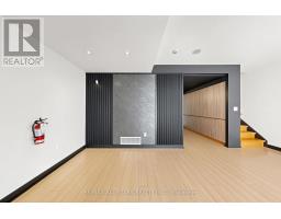 110 Fort York Boulevard, Toronto, ON M5V4A7 Photo 11
