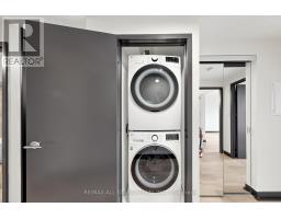 110 Fort York Boulevard, Toronto, ON M5V4A7 Photo 31