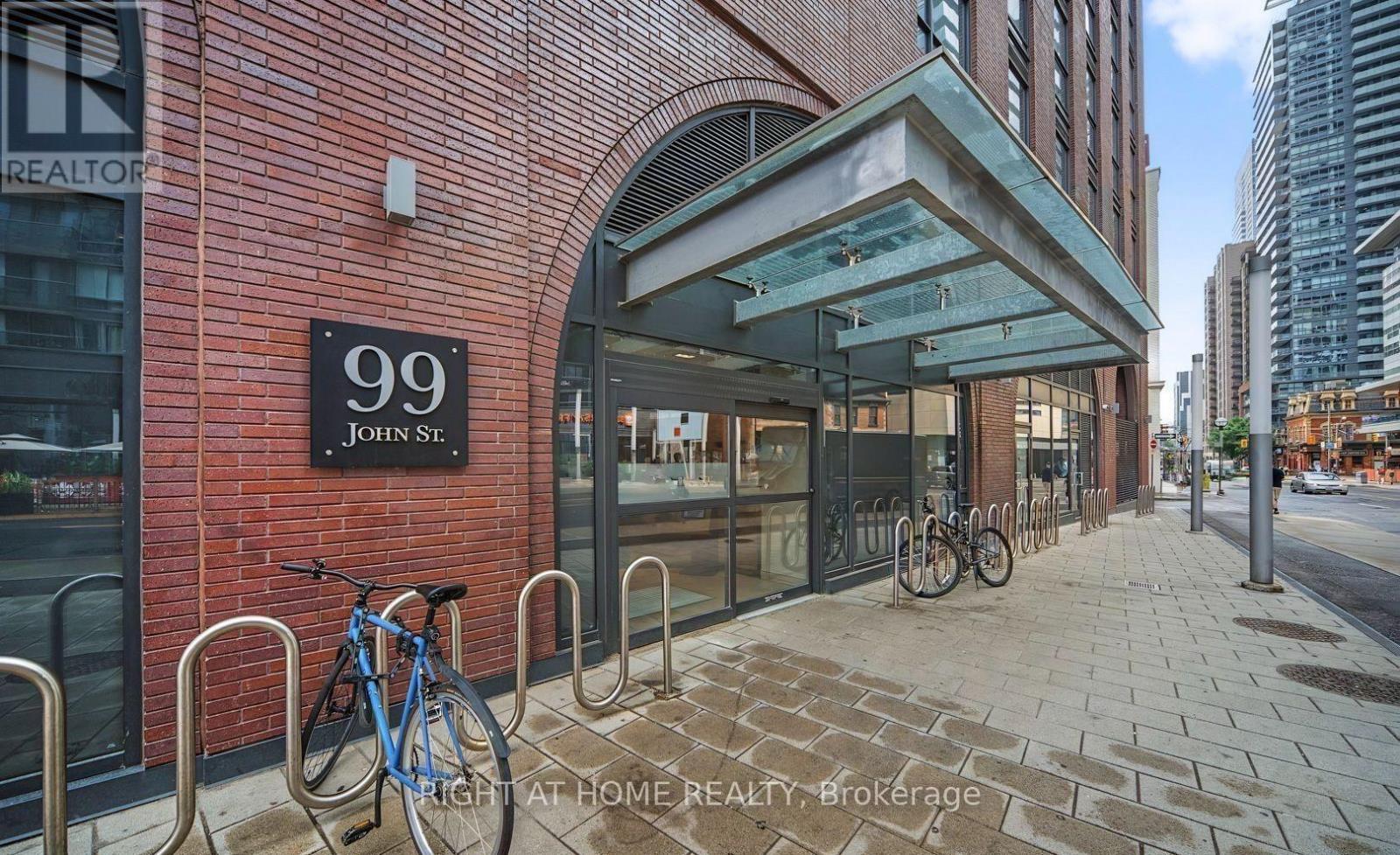 #208 99 John Street, Toronto (Waterfront Communities), Ontario, M5V0S6, Toronto (Waterfront Communities), Ontario — photo 2 of 5