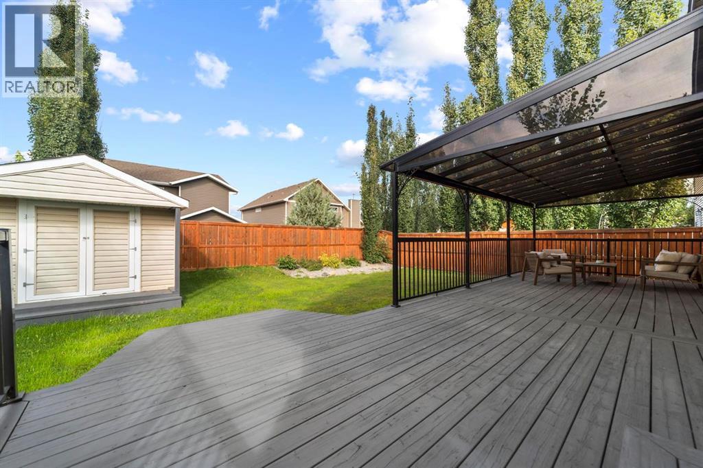 Listing photo – 3312 51 Street Close, Camrose