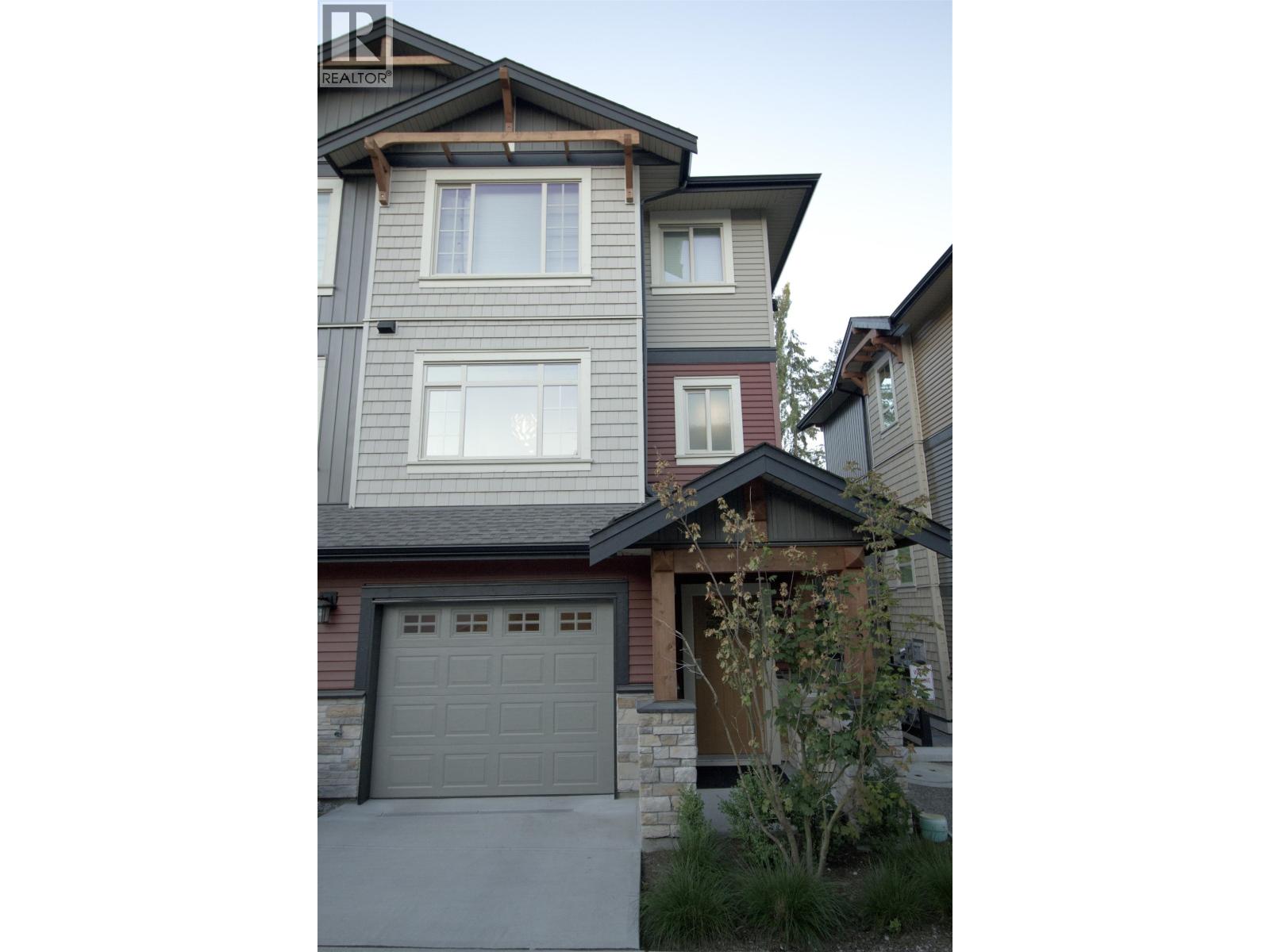 Property for sale at 22 11305 240 STREET