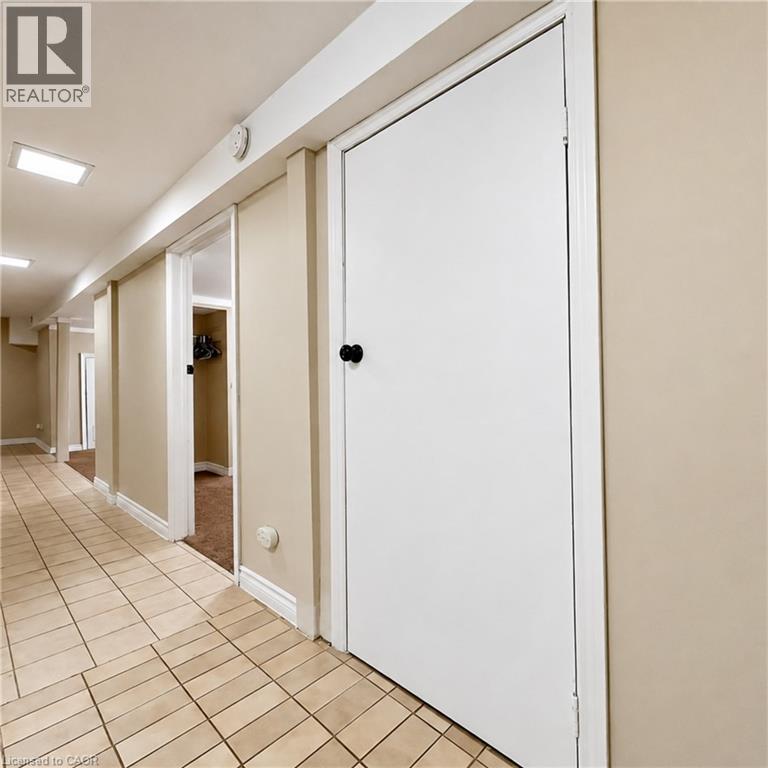 2 Bed, 1 Bath Apartment for Rent in London – 252 WELLINGTON Road S Unit# 2, London - Image 22