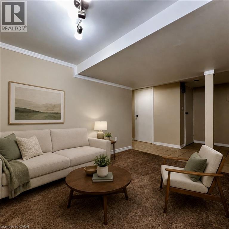 2 Bed, 1 Bath Apartment for Rent in London – 252 WELLINGTON Road S Unit# 2, London - Image 7