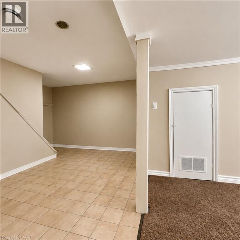2 Bed, 1 Bath Apartment for Rent in London – 252 WELLINGTON Road S Unit# 2, London - Image 9