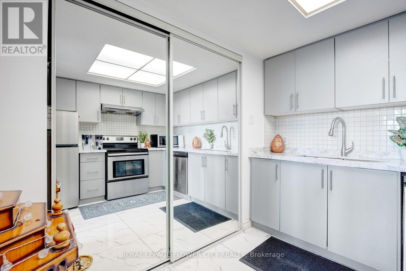 #417 6 HUMBERLINE DRIVE - Image 27