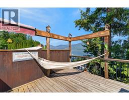 Laundry room - 4119 Galligan Road Unit# 12 Lot# 12, Eagle Bay, BC V0E1T0 Photo 10