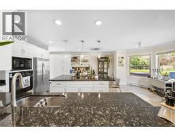 575 Johnstone Rd, Parksville, BC V9P2A5 Photo 17