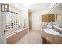 575 Johnstone Rd, Parksville, BC V9P2A5 Photo 27