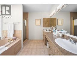 575 Johnstone Rd, Parksville, BC V9P2A5 Photo 28